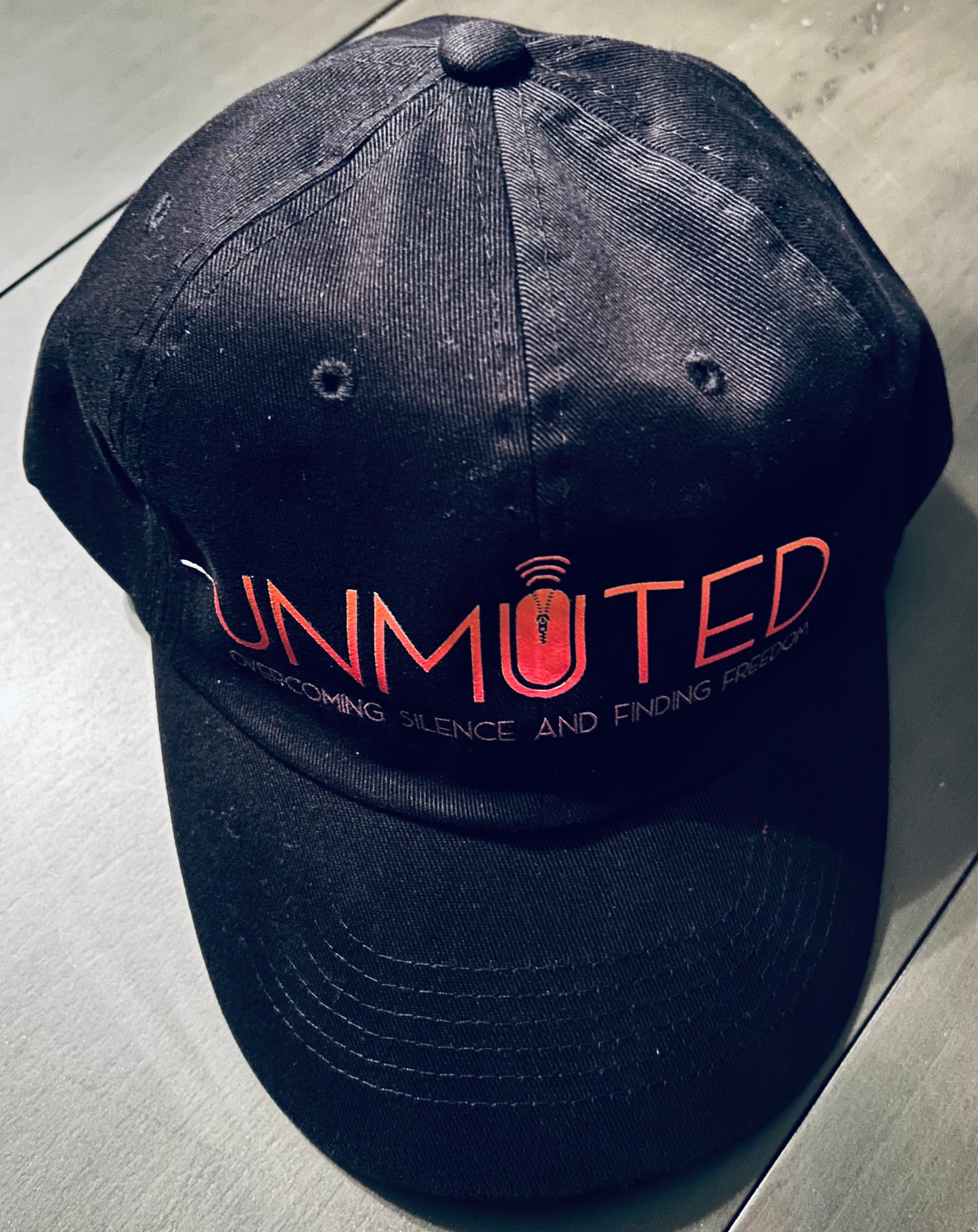 Unmuted Black Baseball Caps