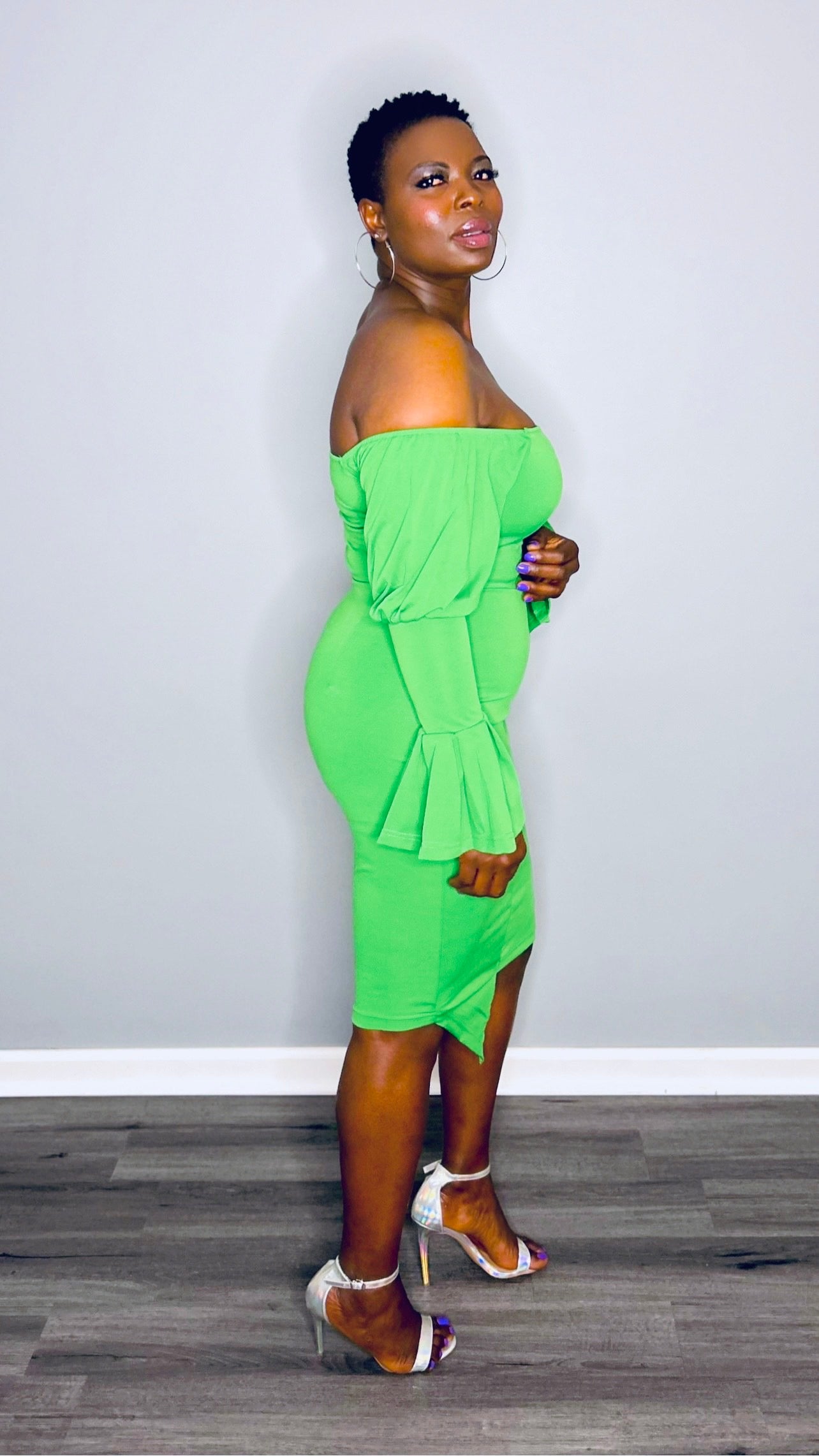 Solid Puff Sleeve Green Bodycon Dress – Sexy Off-the-Shoulder Style – RekaBoutique